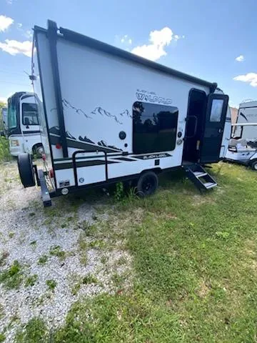2021 FOREST RIVER CHEROKEE BLACK LABEL 16FQ - Photo 2