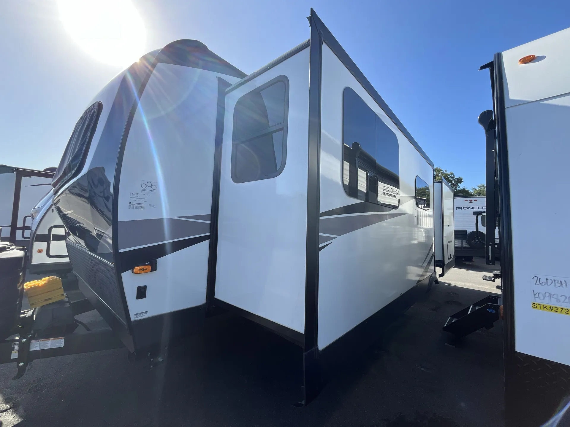 2025 Forest River Rockwood Ultra Lite 2608BS — off campside