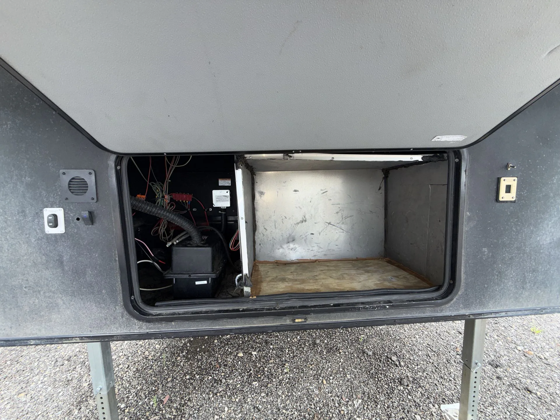 2017 Heartland Torque TQ 365 - Photo 3