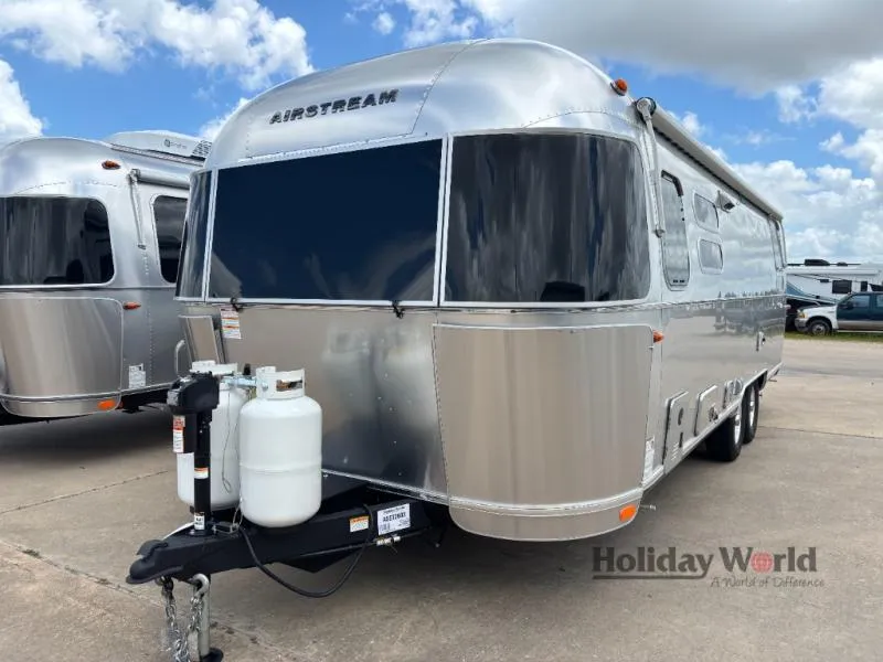 2026 Airstream International 28RB - Photo 3