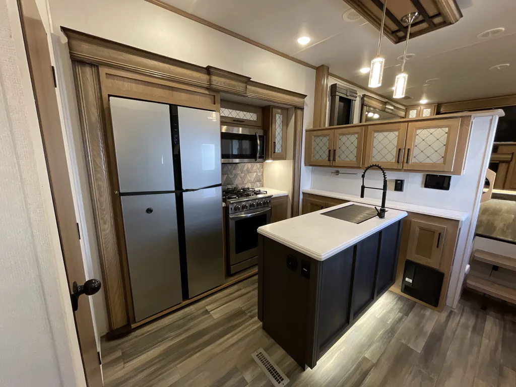 2023 Prime Time Sanibel 3802FLWB, Photos photo 11