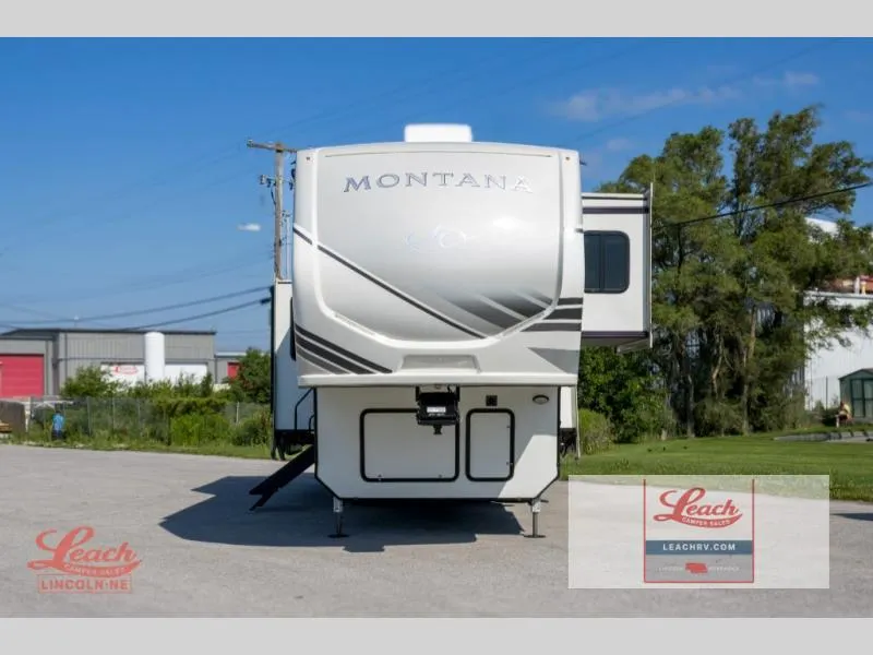 2022 Keystone Montana 3121RL - Photo 4