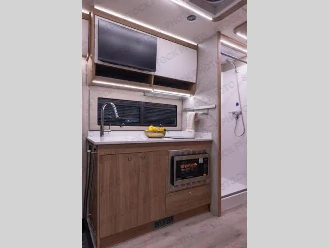 2027 Tiffin Wayfarer 25 XLW - Photo 4