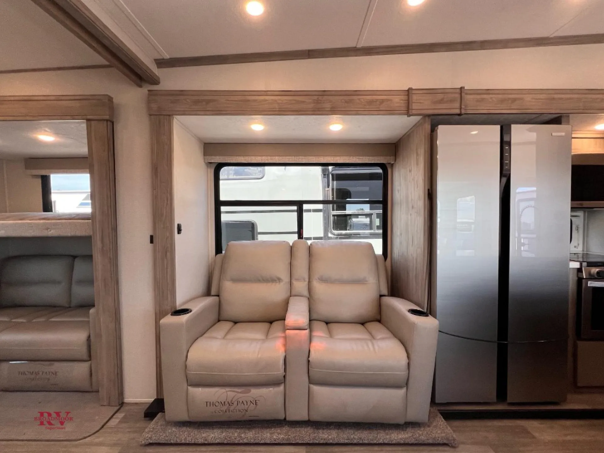 2024 Coachmen Chaparral 373MBRB - Photo 3