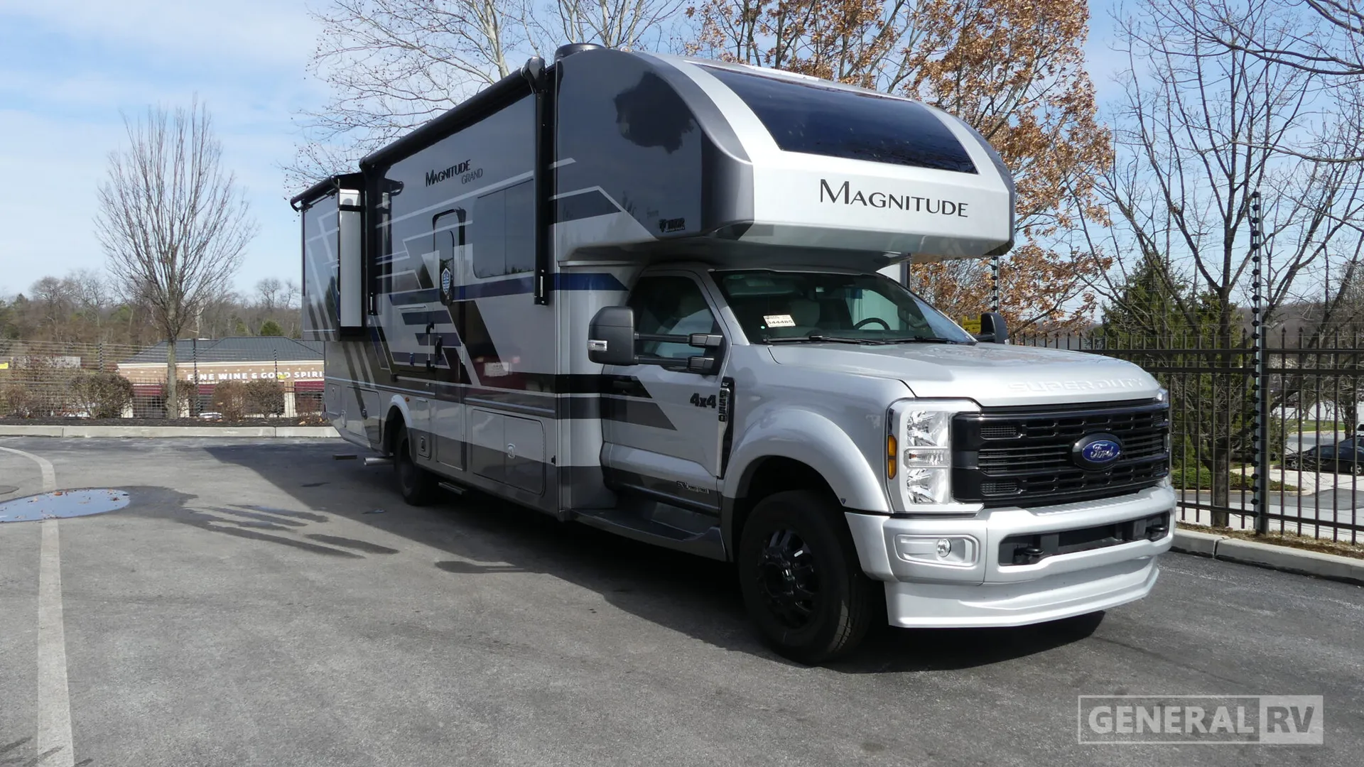 2026 Thor Motor Coach Magnitude Grand X32 - Photo 2