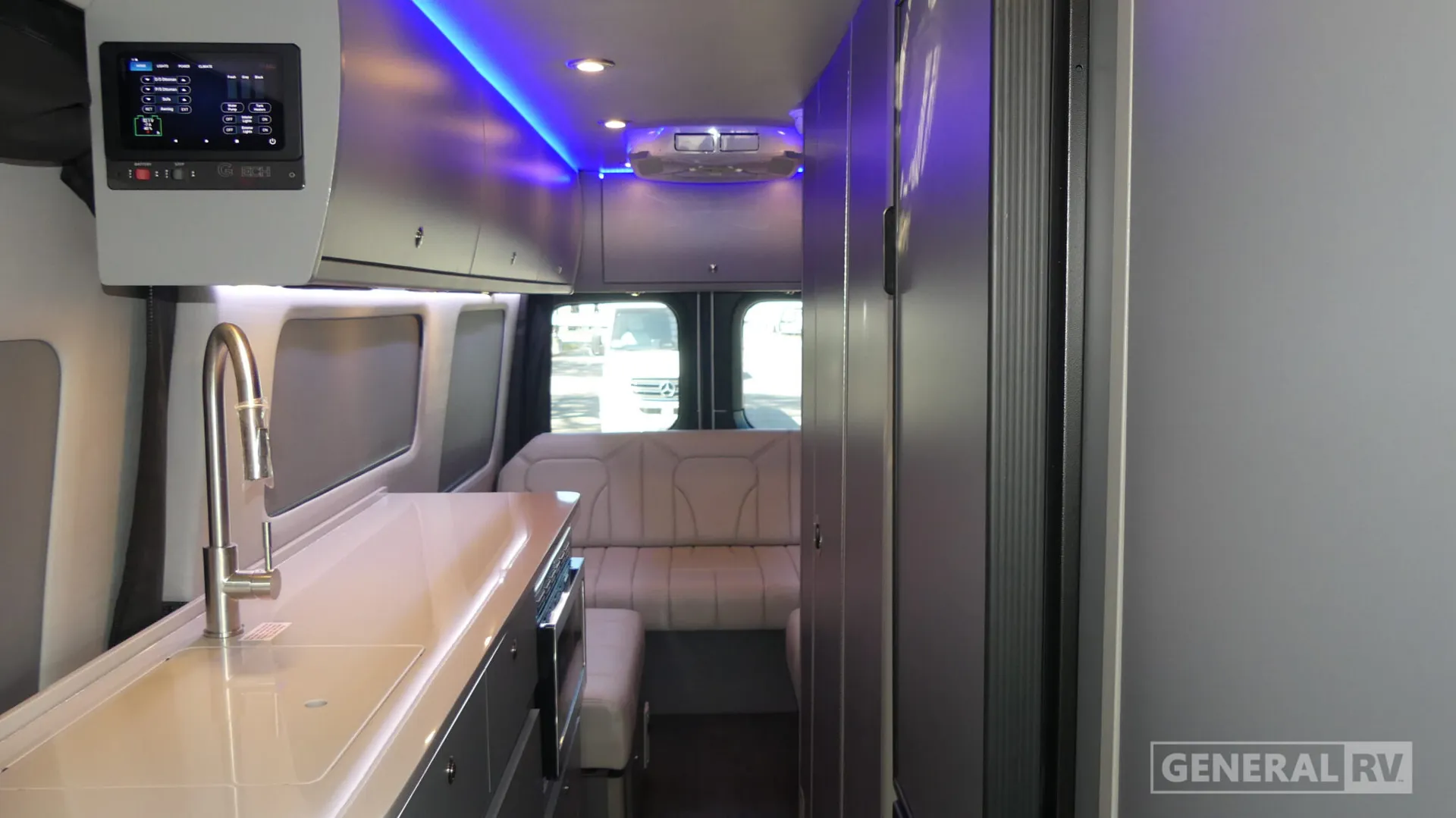 2027 Grech Motors Vacanza-ion 22AWD - Photo 3