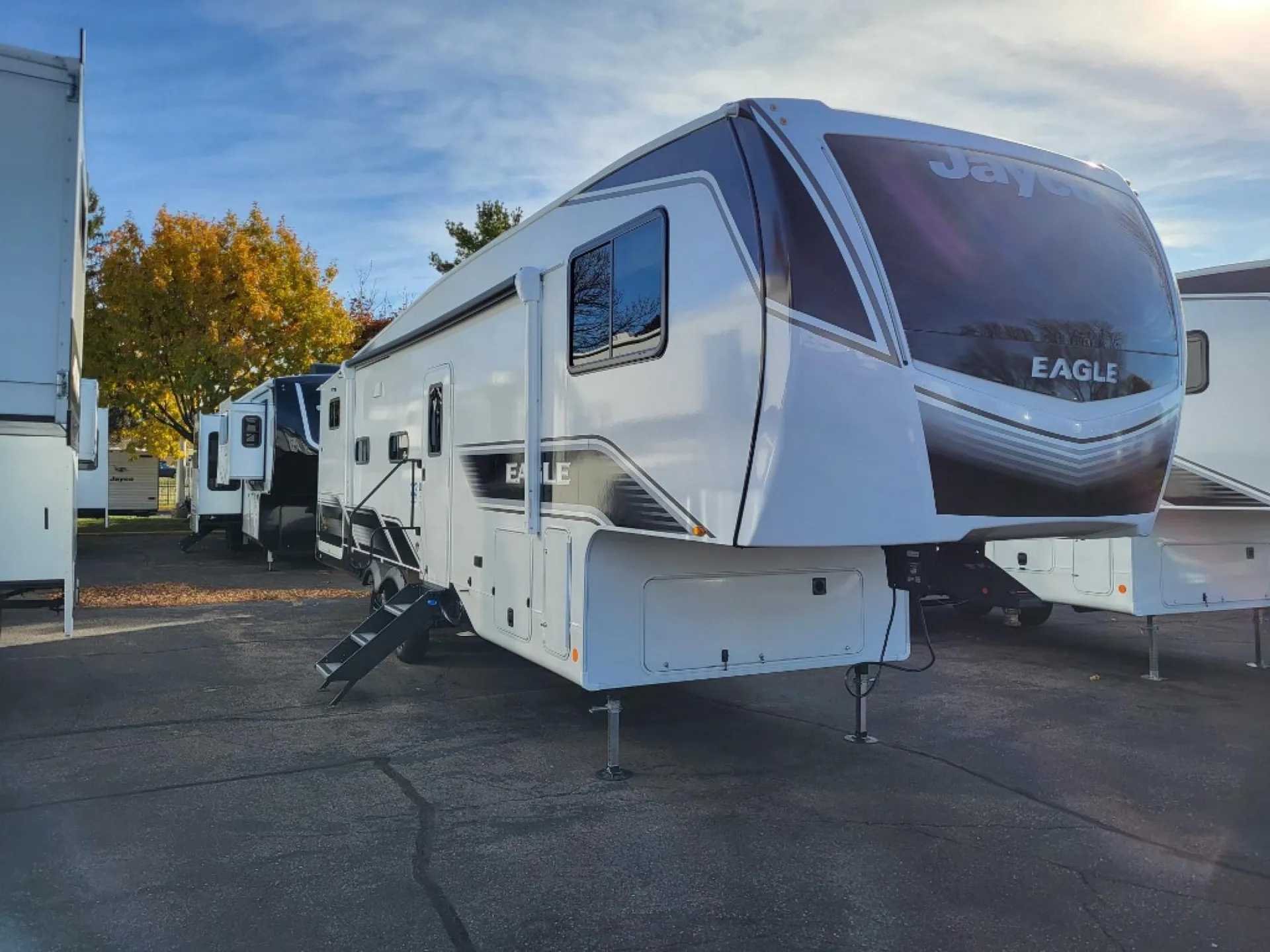 2026 Jayco Eagle HT 31QCD - Photo 2