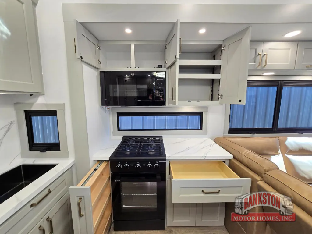 2026 Brinkley Model G 3970, Photos photo 12