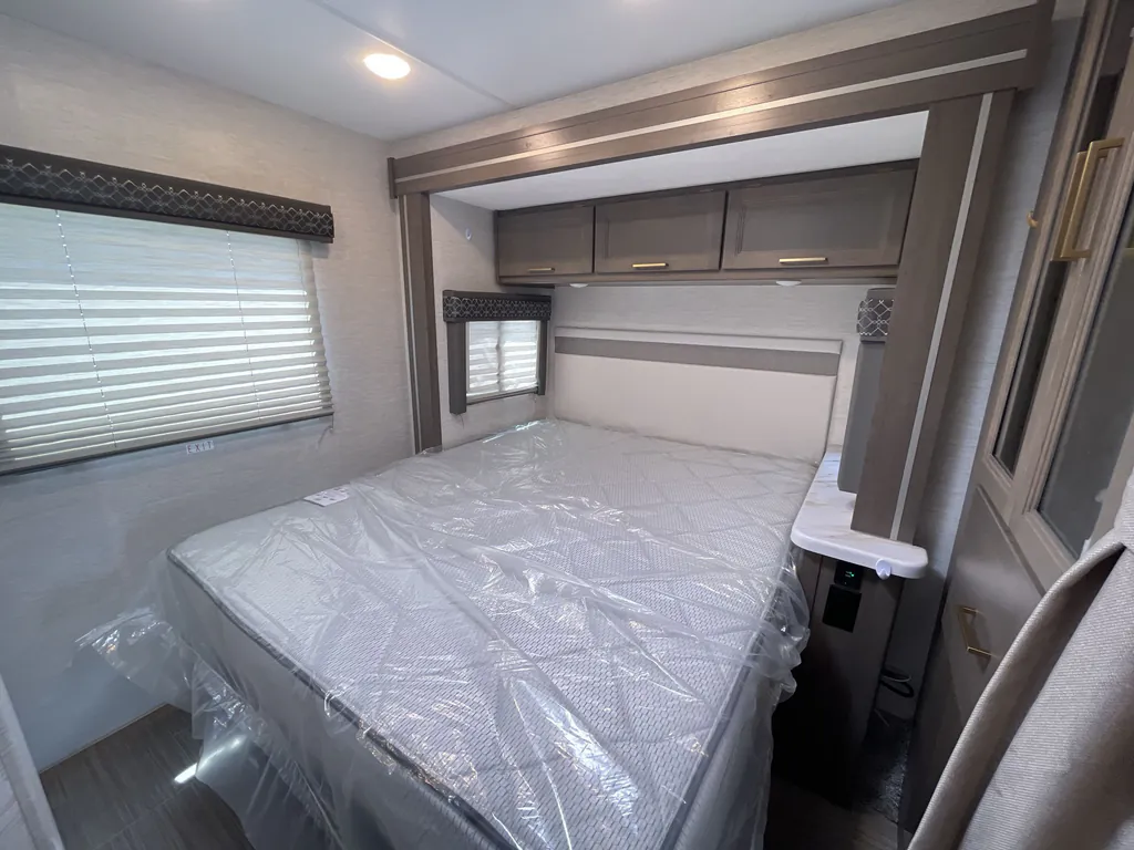 2025 Thor Motor Coach Freedom Elite 22FE, Photos photo 22