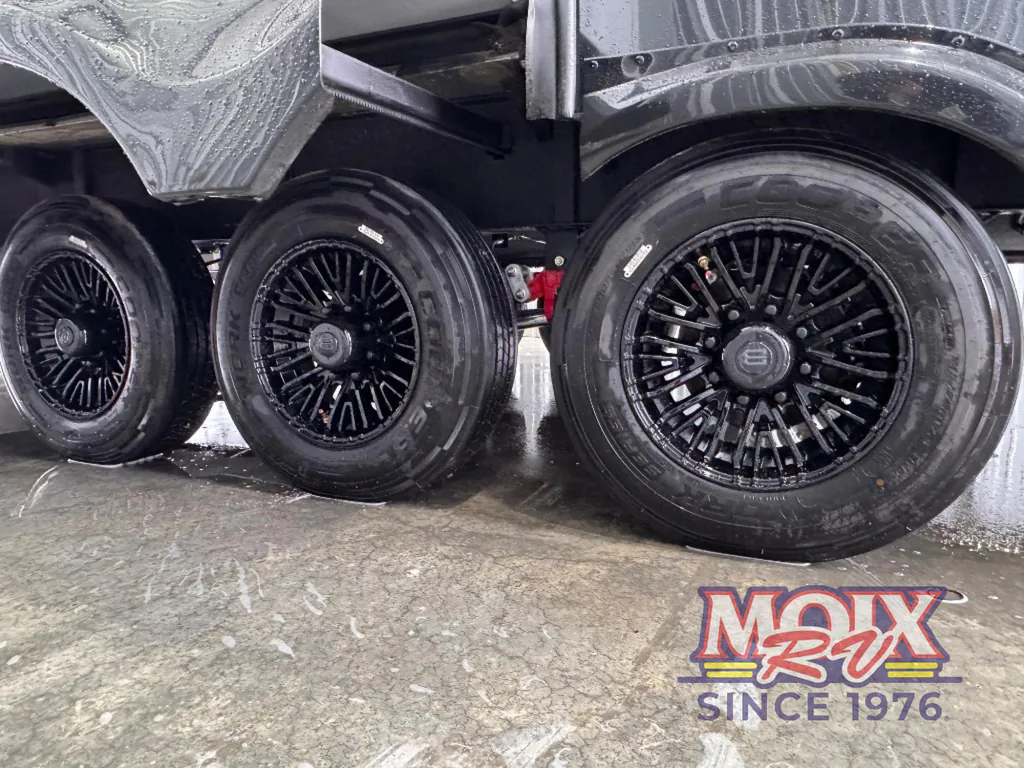 2026 Brinkley Model G 4100, Photos photo 26