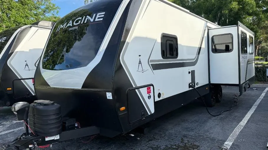 2026 Grand Design Imagine 2670MK - Photo 4
