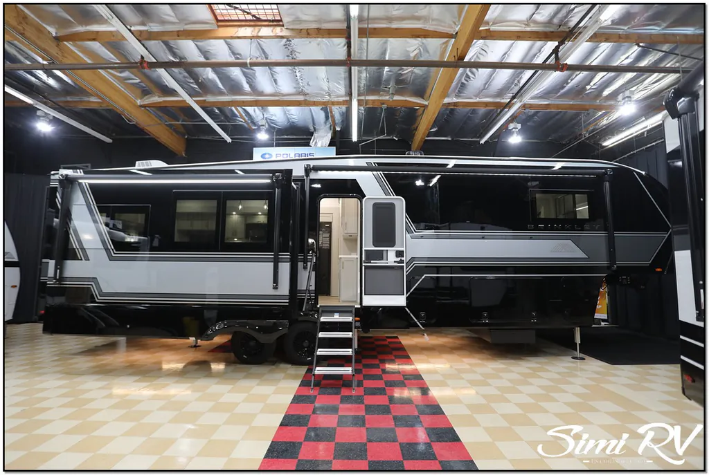 2026 Brinkley Model Z 3600, Photos photo 3