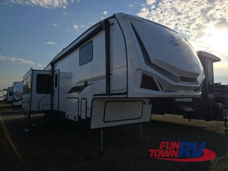 2026 Shasta Phoenix 336RL - Photo 2