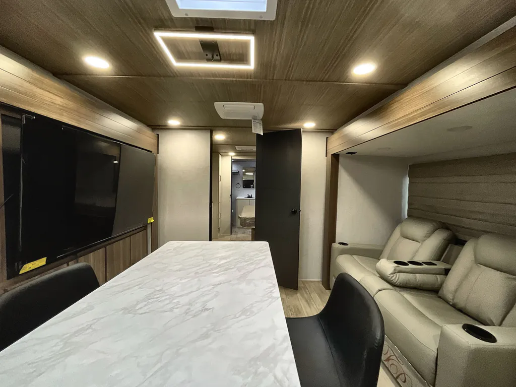 2026 Forest River Vibe Extreme Lite 2500FIK, Photos photo 3
