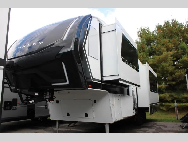 2026 Brinkley Model Z 2900 - Photo 3