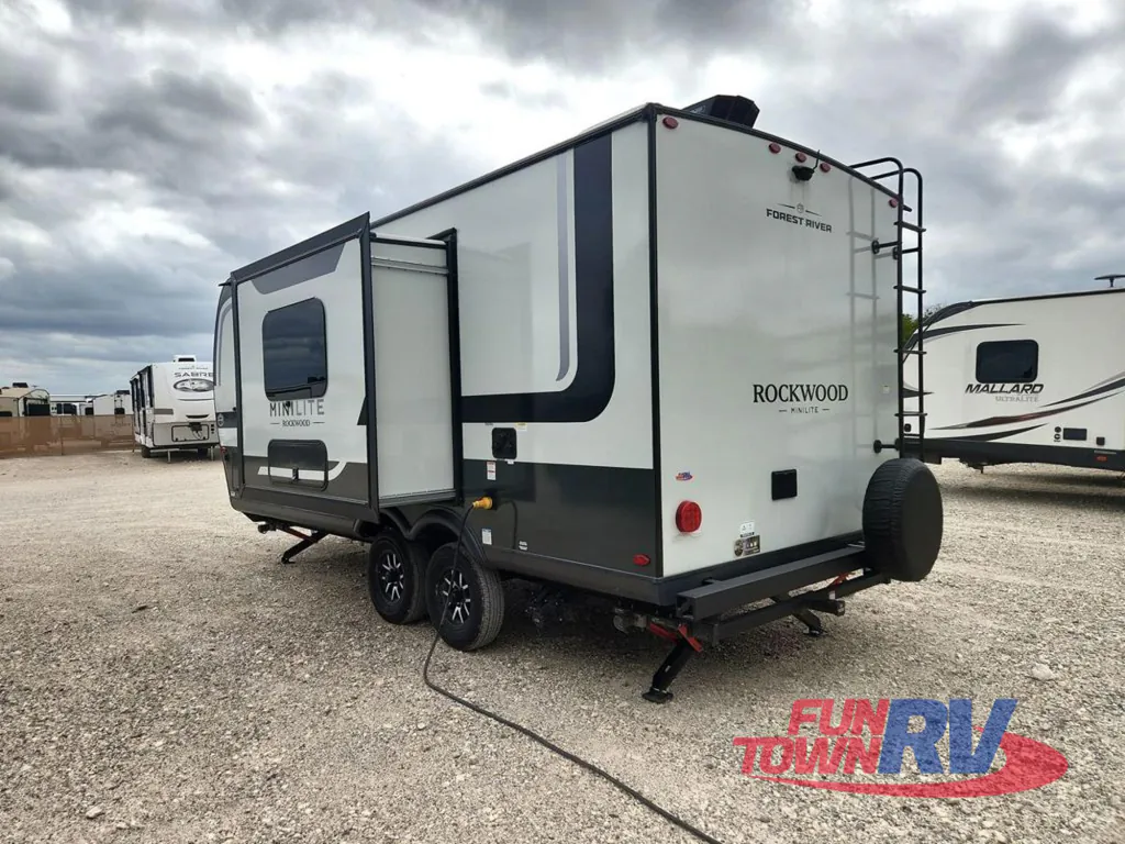 2026 Forest River Rockwood Mini Lite 2109S, Photos photo 6