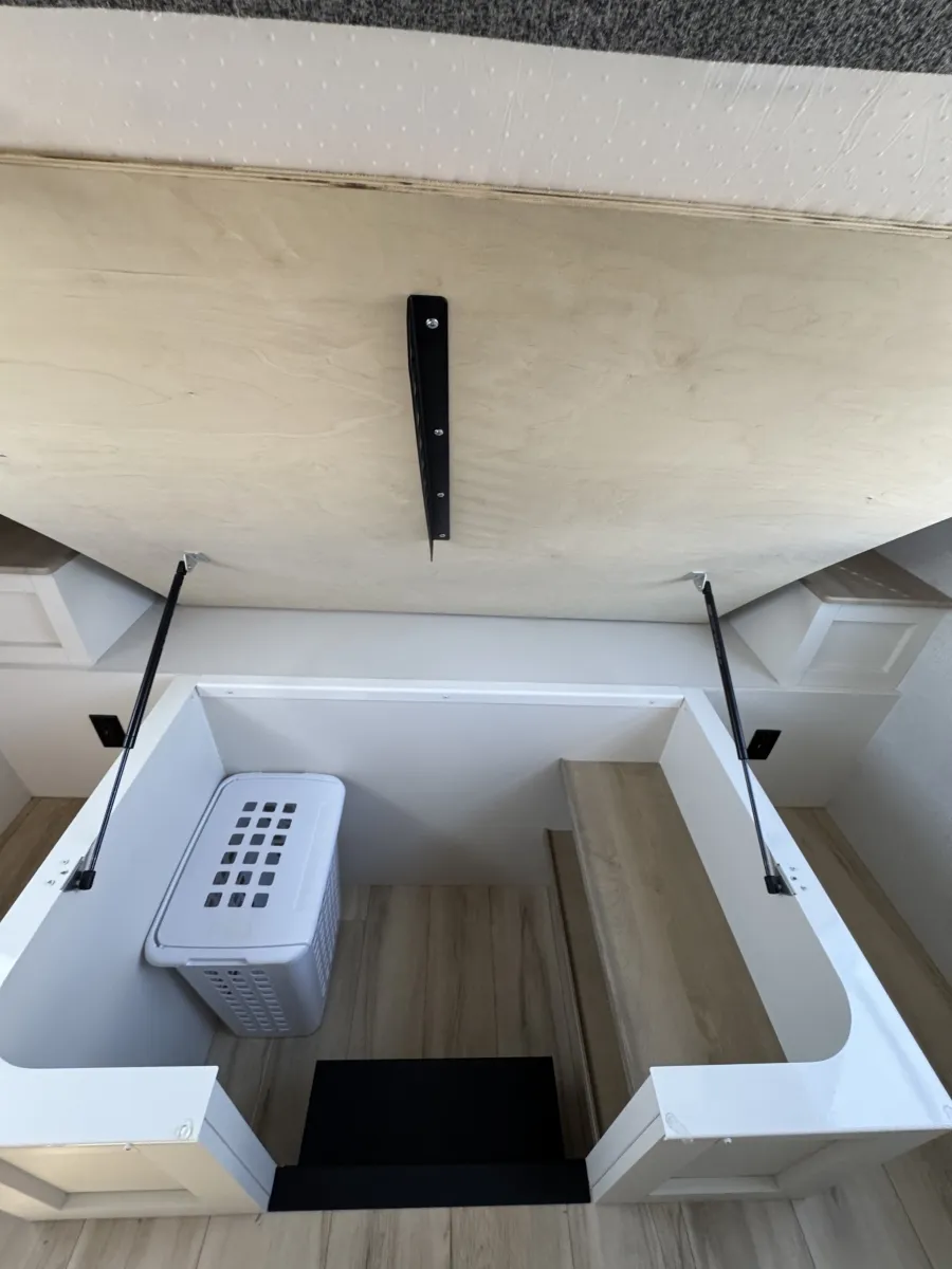 2025 Brinkley MODEL I 265, Photos photo 22