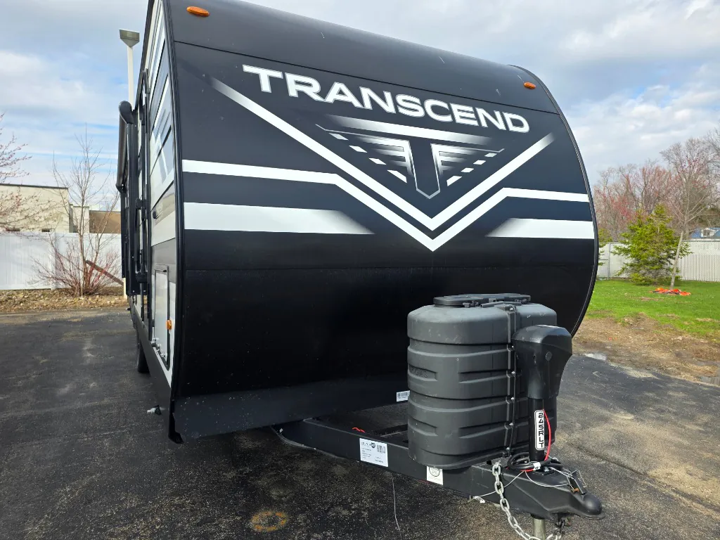 2025 Grand Design Transcend 245RLT - Photo 2
