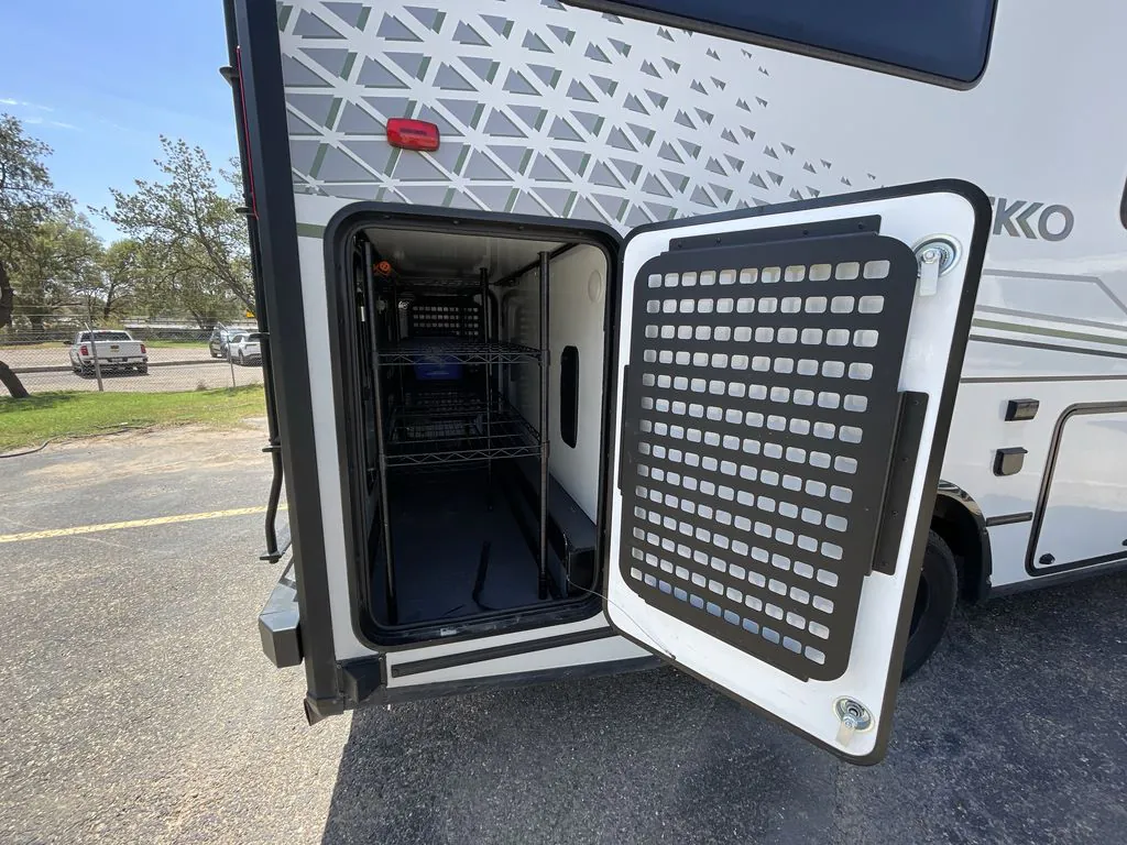 2023 Winnebago EKKO 22A - Photo 4