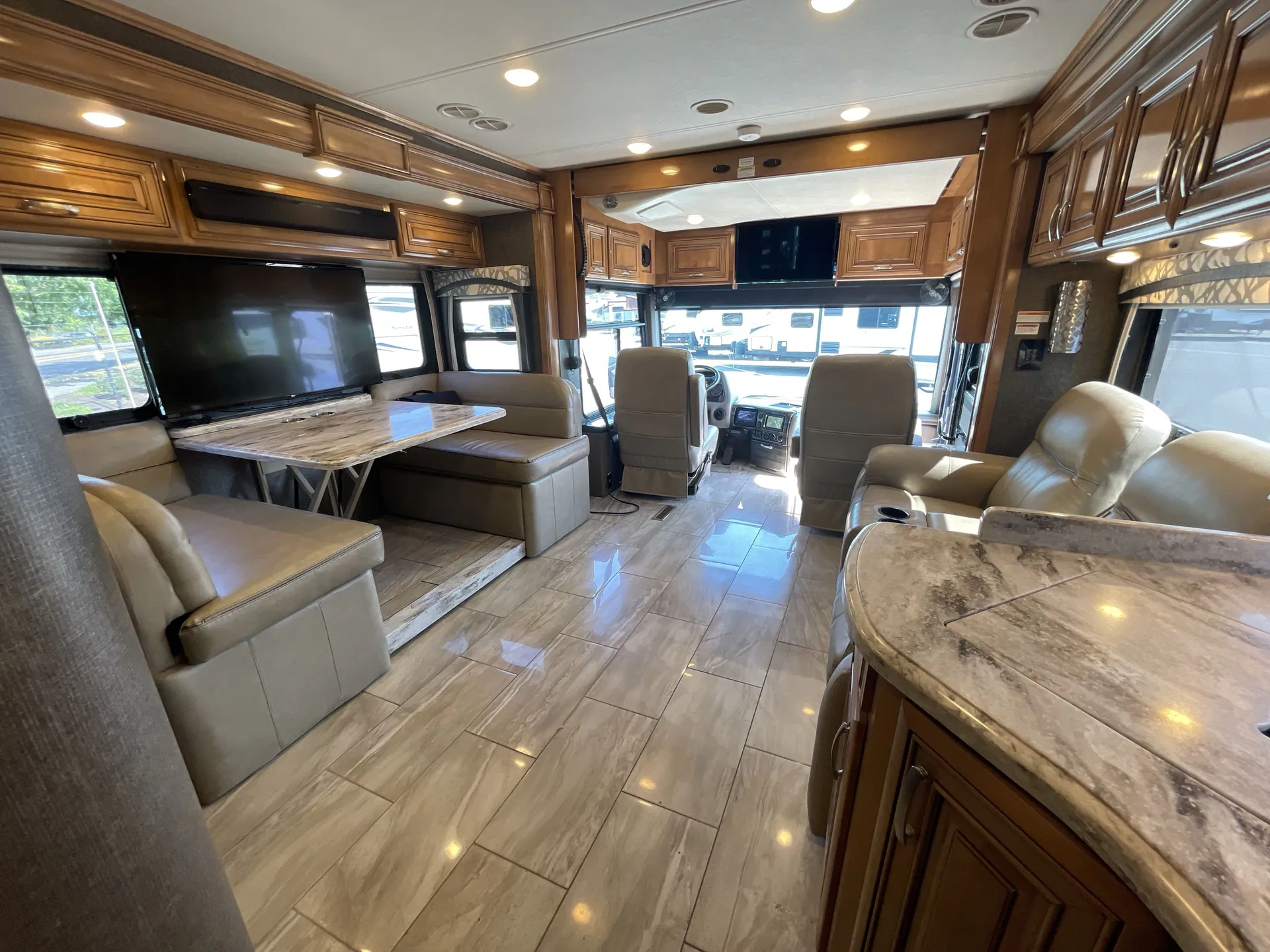 2017 Thor Motor Coach Aria 3401 — living area main