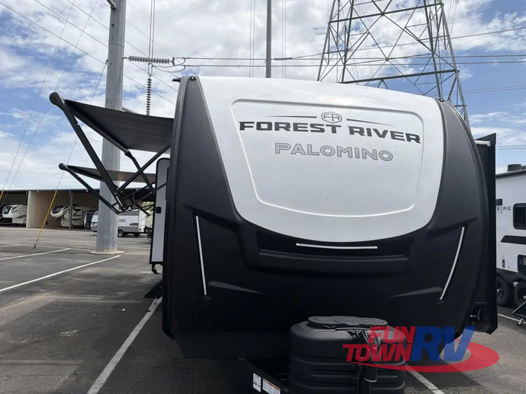 2027 Forest River Solaire 3060RKTS, Photos photo 3
