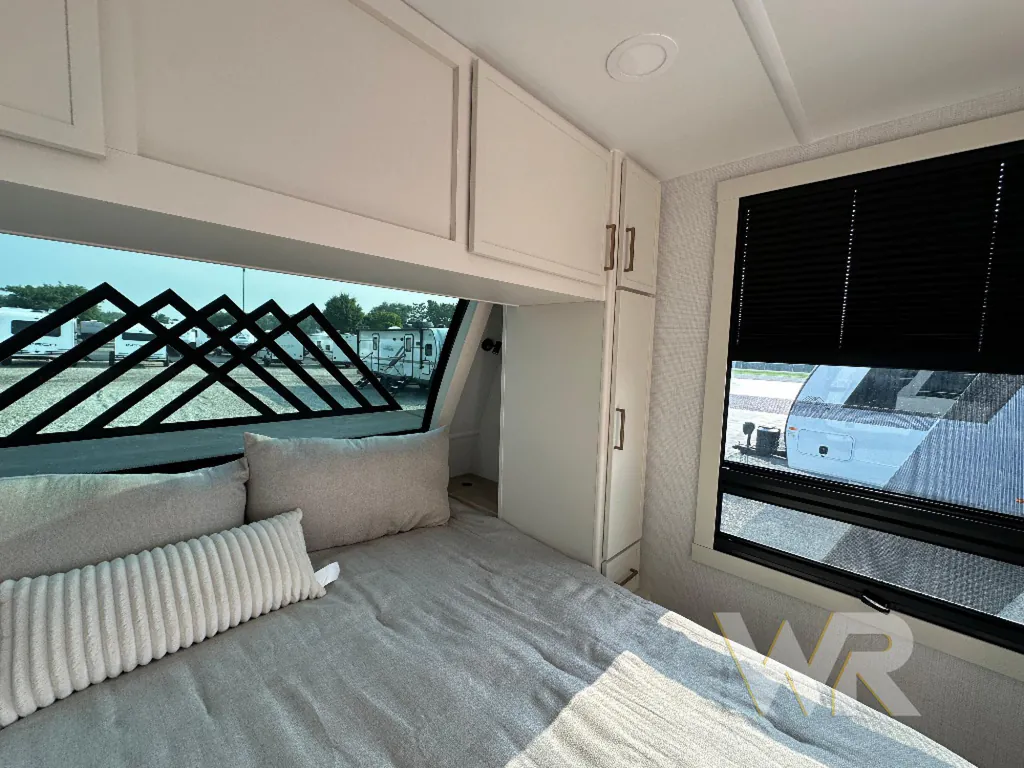 2026 Brinkley Model I 235, Photos photo 22