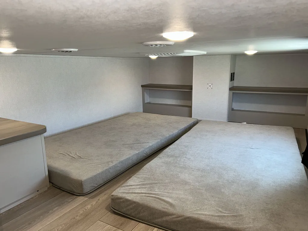 2027 Jayco Jay Flight Bungalow 401LOFT DS, Photos photo 51