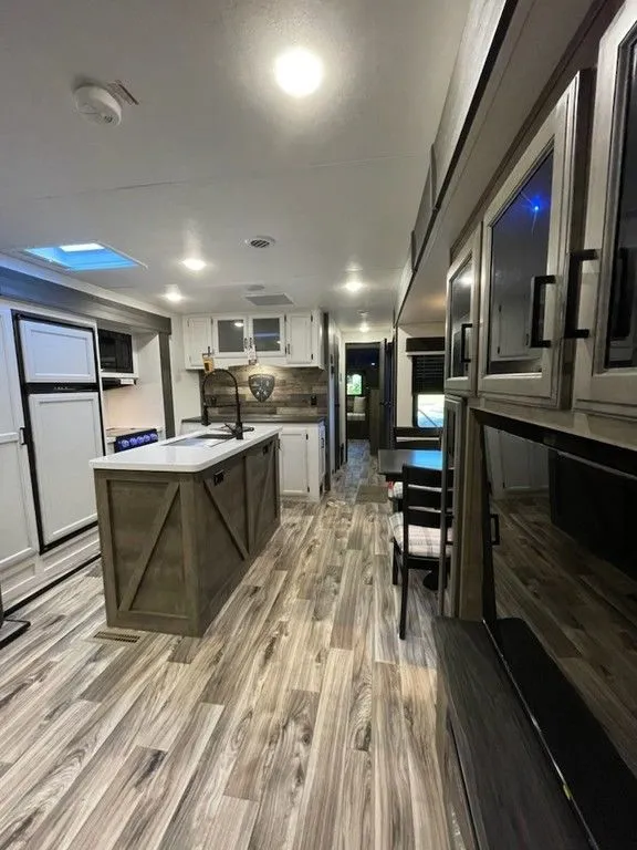 2024 Venture RV SportTrek Touring Edition STT343VIK - Photo 3