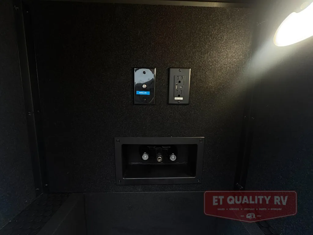 2026 Brinkley Model Z 3600, Photos photo 26