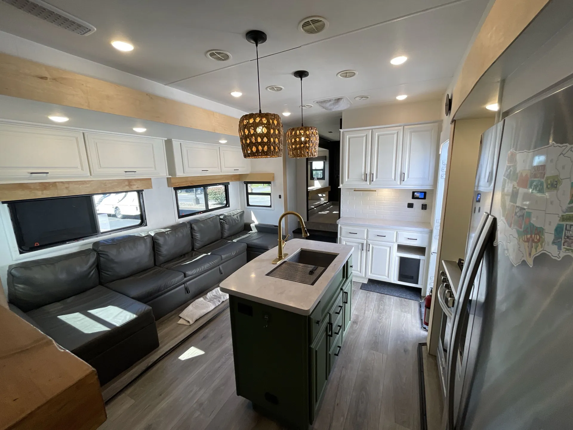 2021 Highland Ridge Open Range OF376FBH — living area main