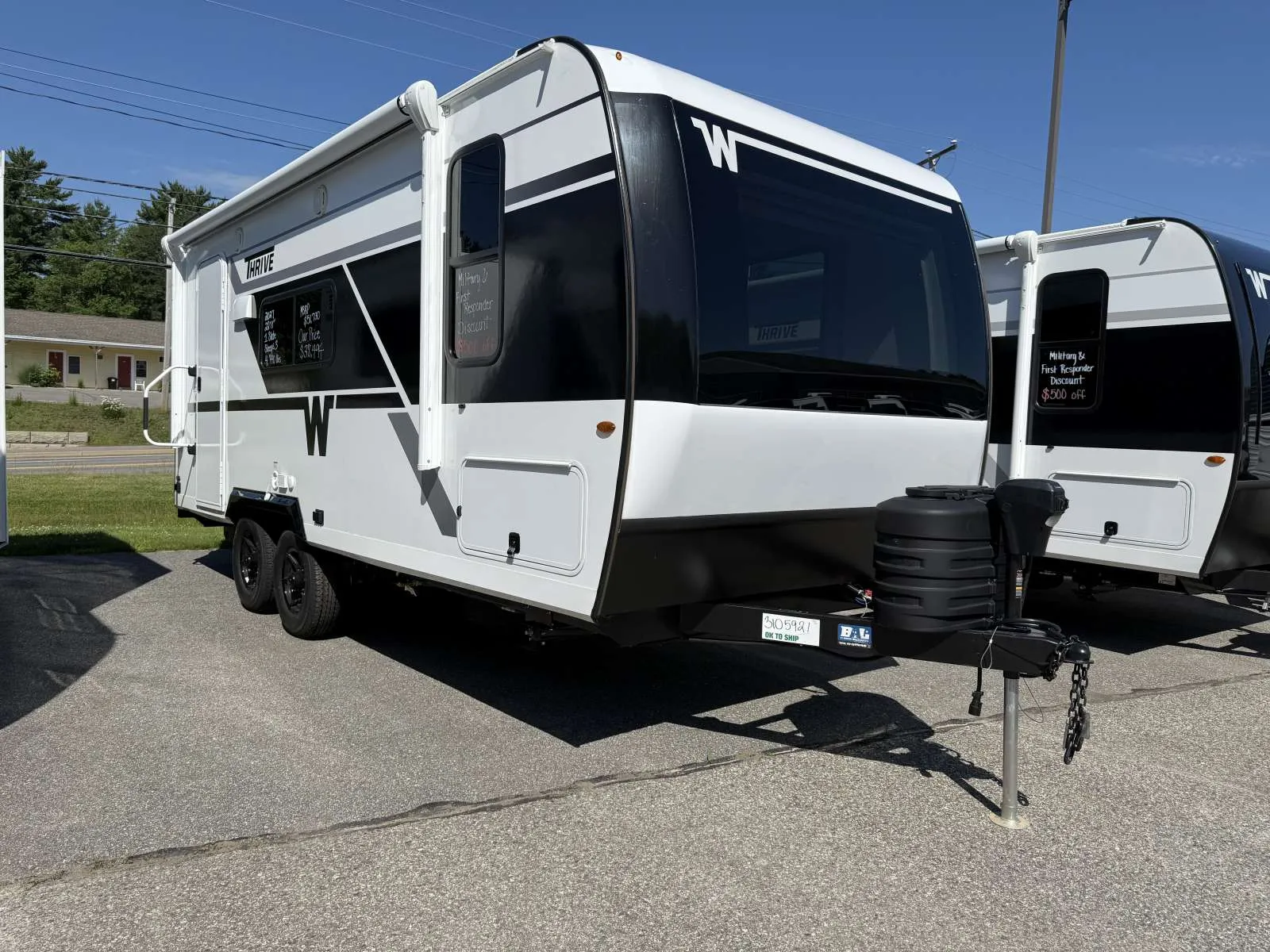 2027 Winnebago Thrive 18FBS - Photo 2