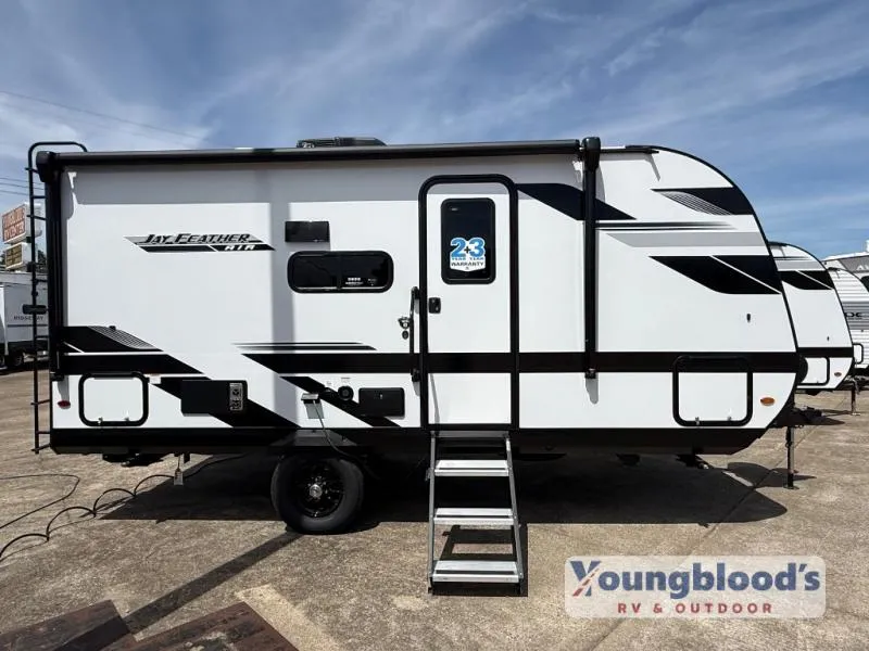 2026 Jayco Jay Feather Air 18FBS - Photo 3