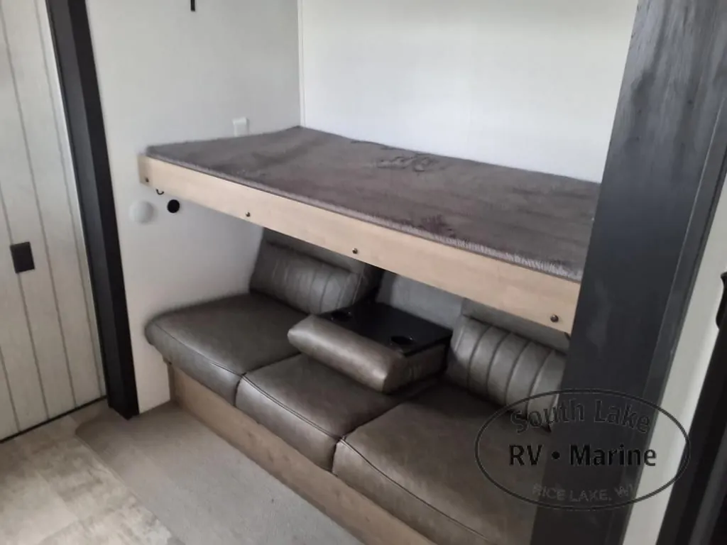 2026 Forest River Puma 32BHFS, Photos photo 8