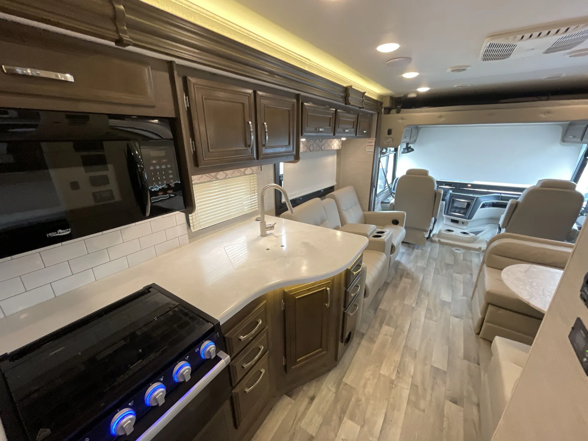 2022 Jayco Alante 29S — living area main