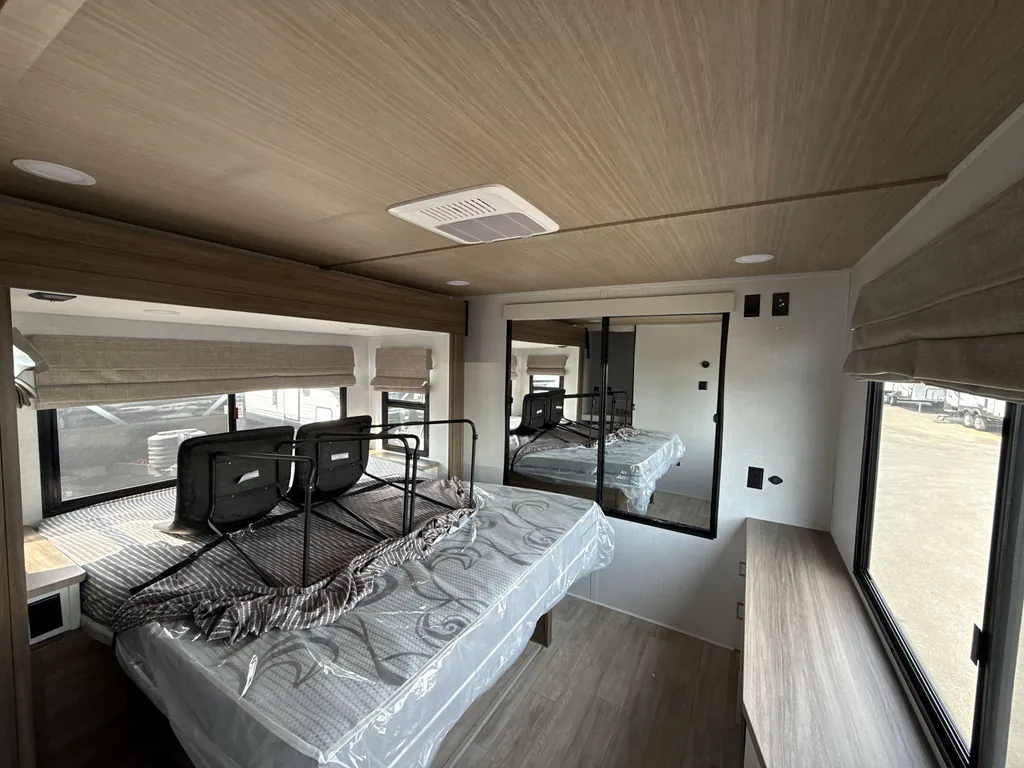 2026 Forest River Vibe 3400XL, Photos photo 12