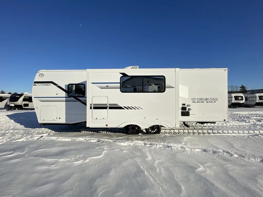 2026 Forest River Alpha Wolf 24TRUNK, Photos photo 4