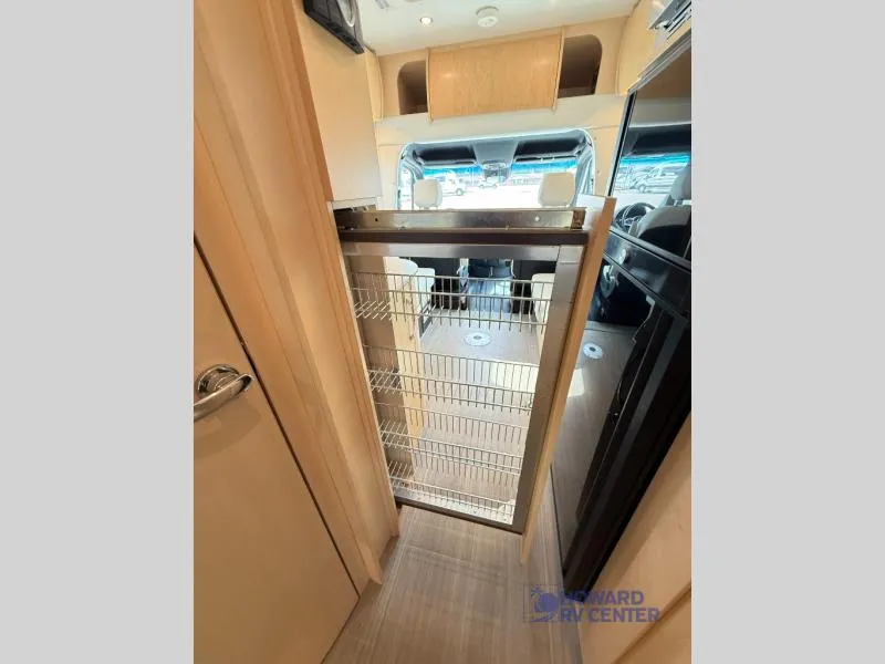 2022 Leisure Travel Unity 24TB - Photo 4