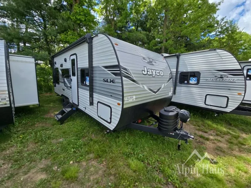 2026 Jayco Jay Flight SLX 210QB - Photo 2