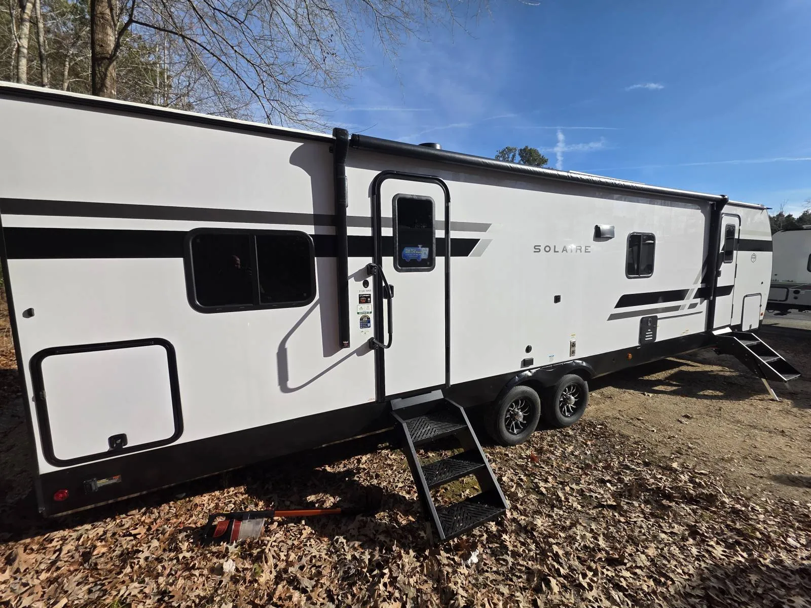 2027 Forest River Solaire 3150TBSS - Photo 2