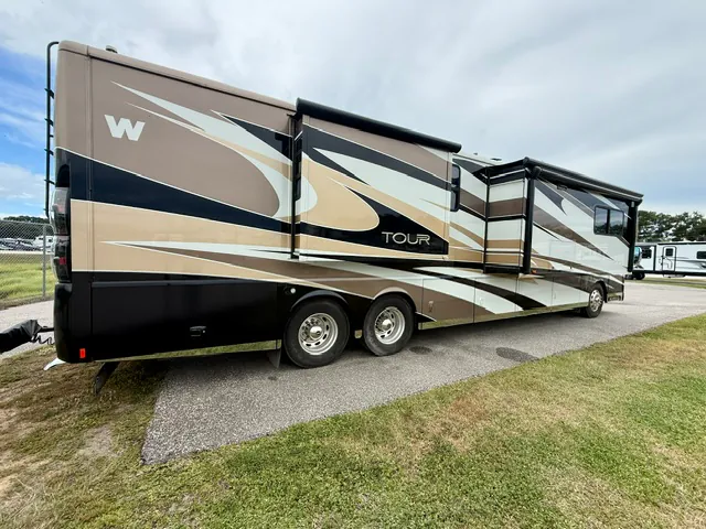 2013 Winnebago Tour 42QD - Photo 3