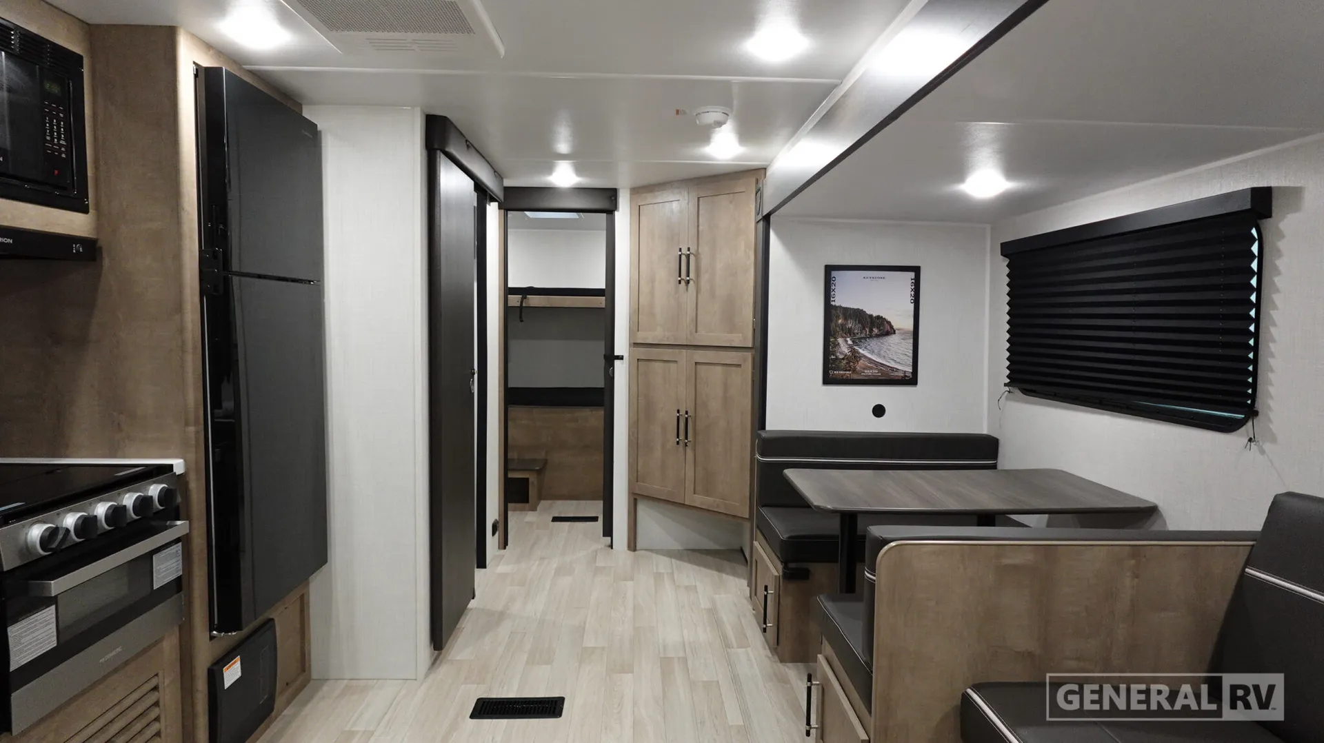 2027 Keystone Springdale 2880BRS - Photo 3