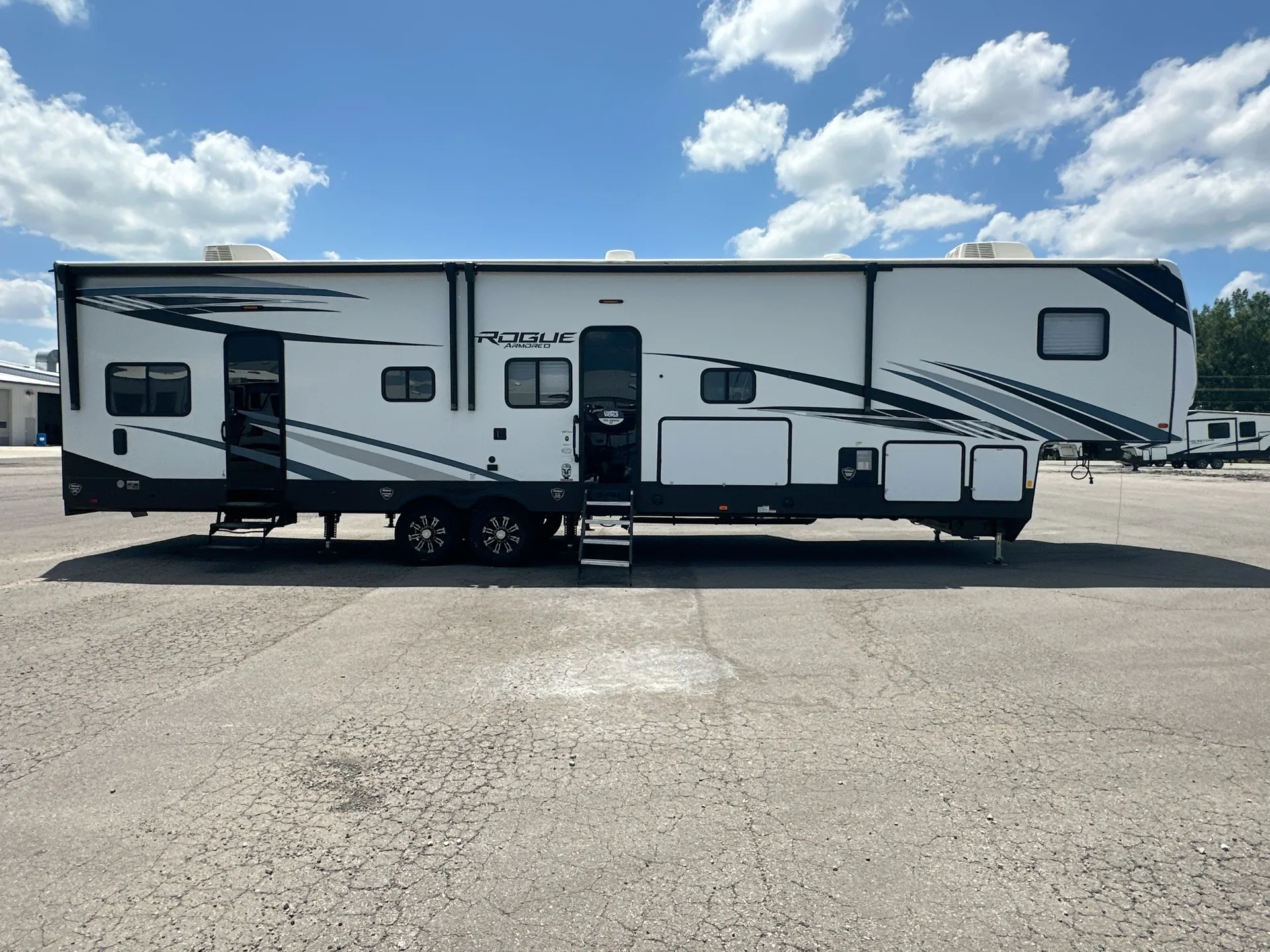 2022 Forest River Vengeance Rogue Armored 4007 — off campside