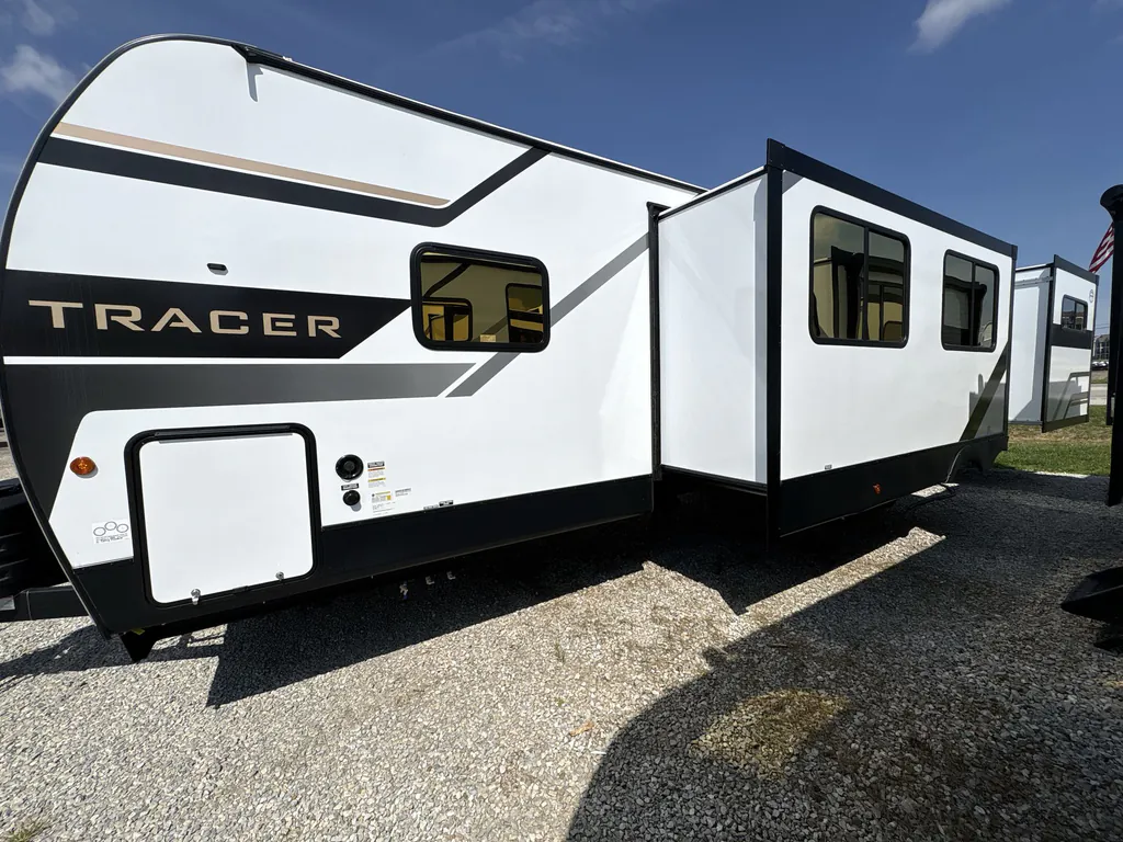 2027 Forest River Tracer 295DB, Photos photo 9