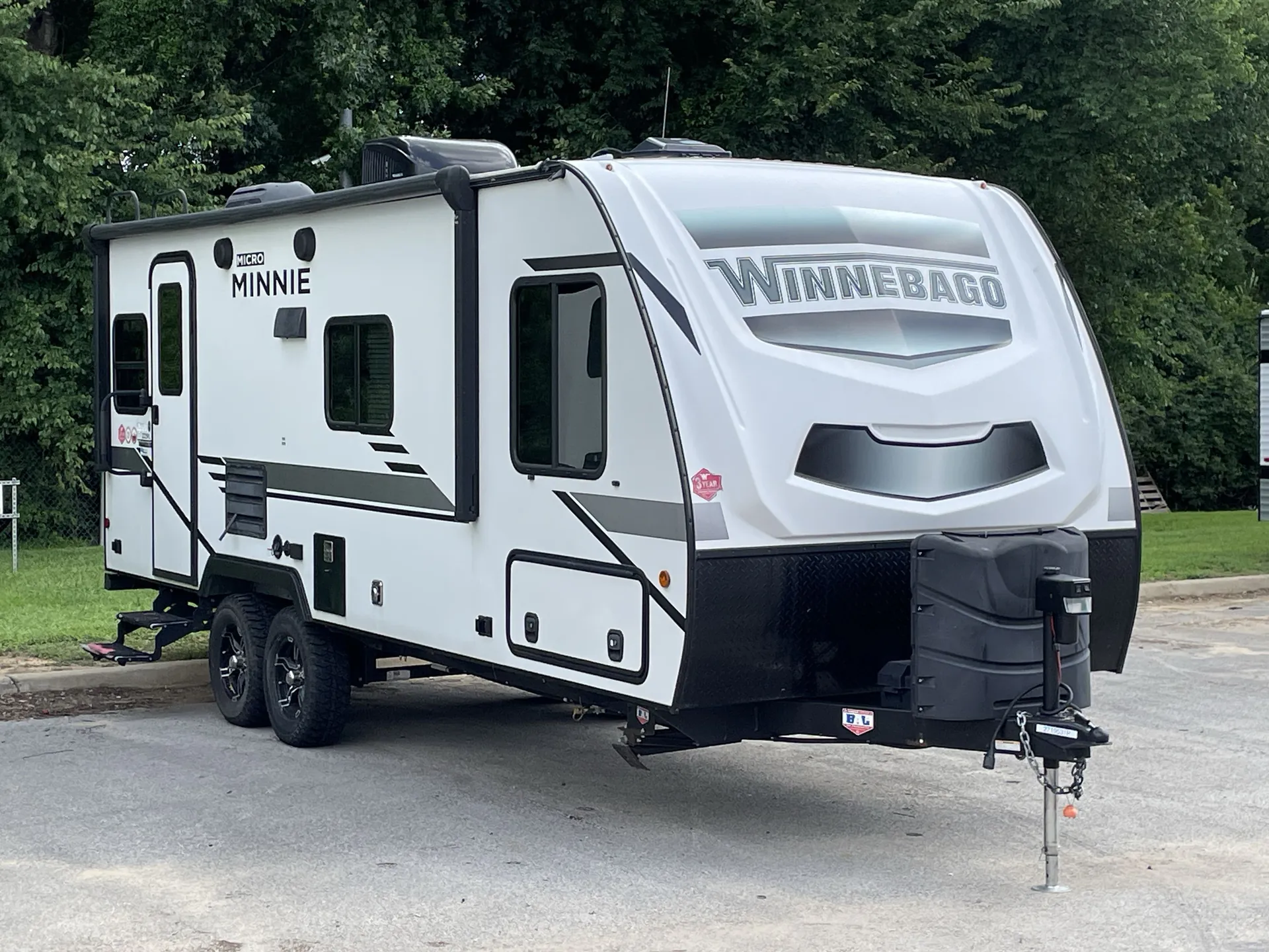 2021 Winnebago Micro Minnie 2225RL - Photo 2