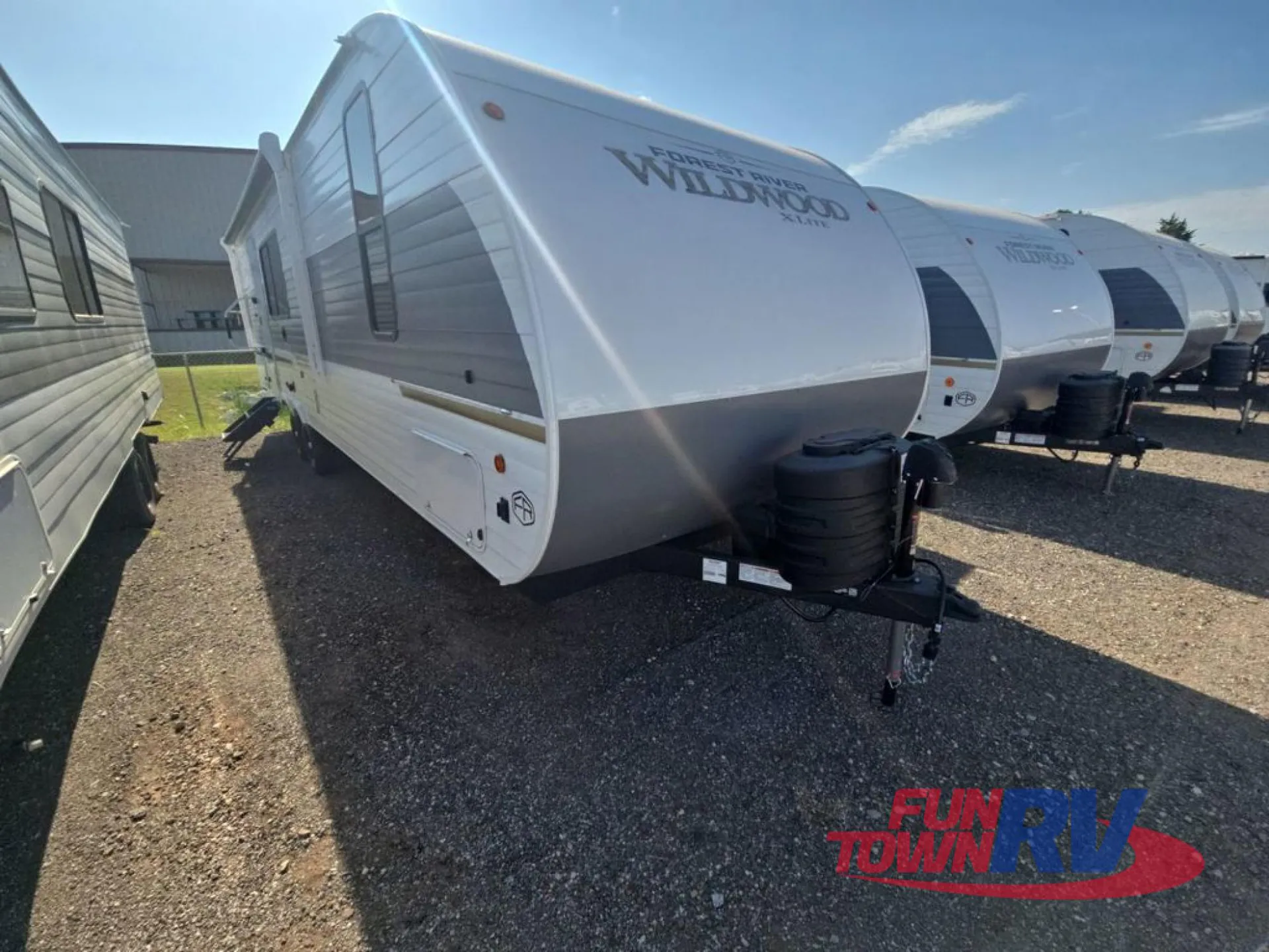 2027 Forest River RV Wildwood X-Lite 26ICE - Photo 4