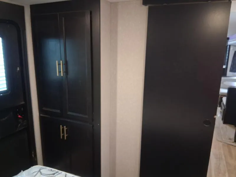 2022 Forest River Cherokee 306MM, Photos photo 19