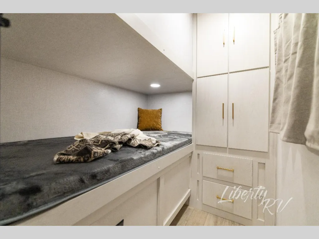 2027 Forest River Vibe 2900KB, Photos photo 12