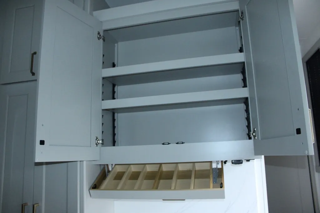 2026 Brinkley Model G 4100, Photos photo 23