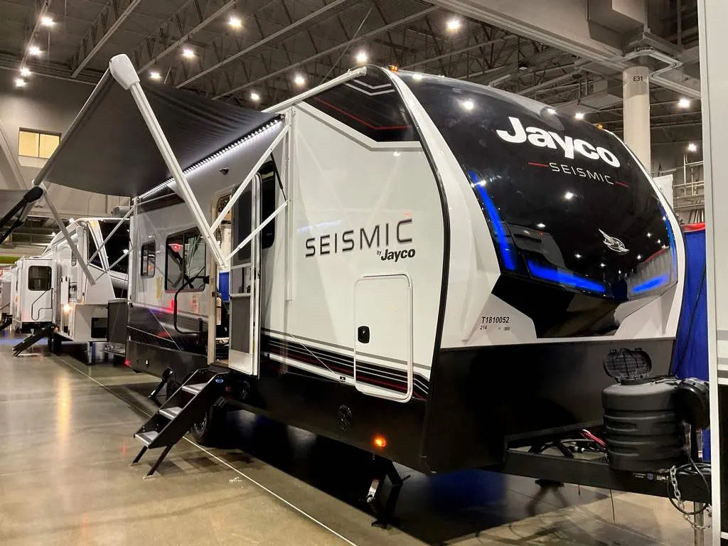 2026 Jayco Seismic Travel Trailer Toy Hauler 214 - Main photo