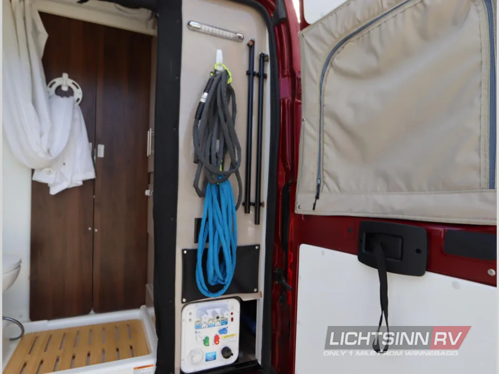 2022 Winnebago Travato 59KL, Photos photo 17